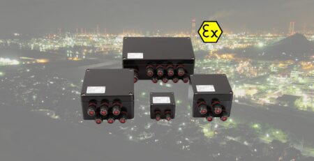 Zdjęcie pokazuje przegląd różnych rozmiarów skrzynki zaciskowe GRP Ex PExcom z ATEX od ROSE Systemtechnik - EX-CON Polska