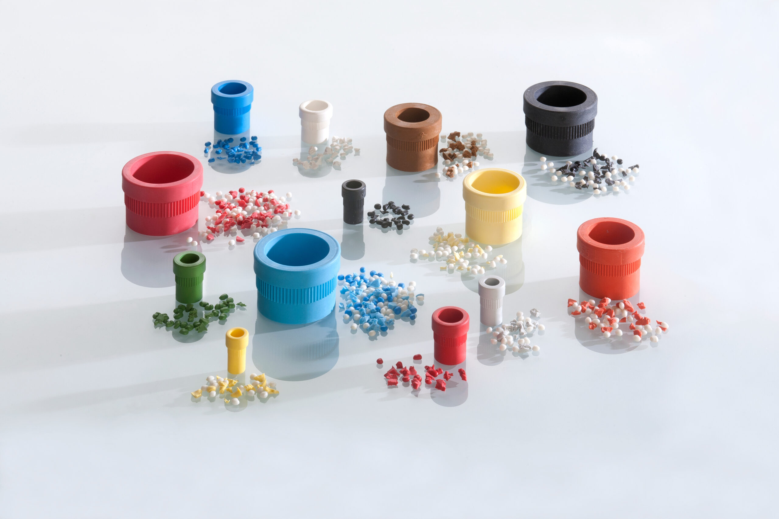 Różne kolory wkładek uszczelniających do dławnic kablowych PFLITSCH